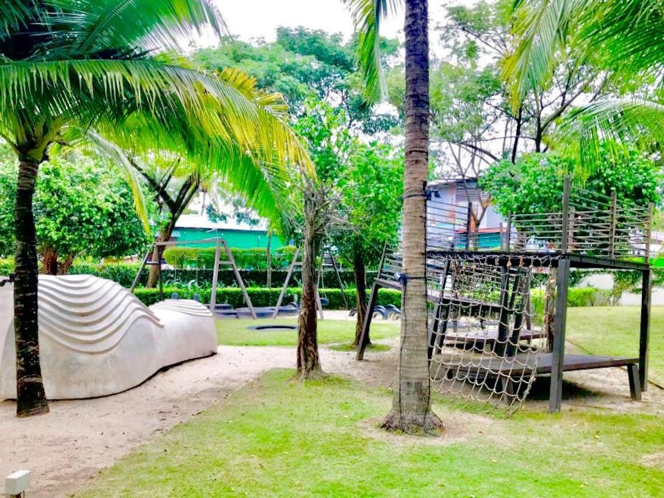 Beachfront Resort By The Sea, Batu Feringgi Εξωτερικό φωτογραφία